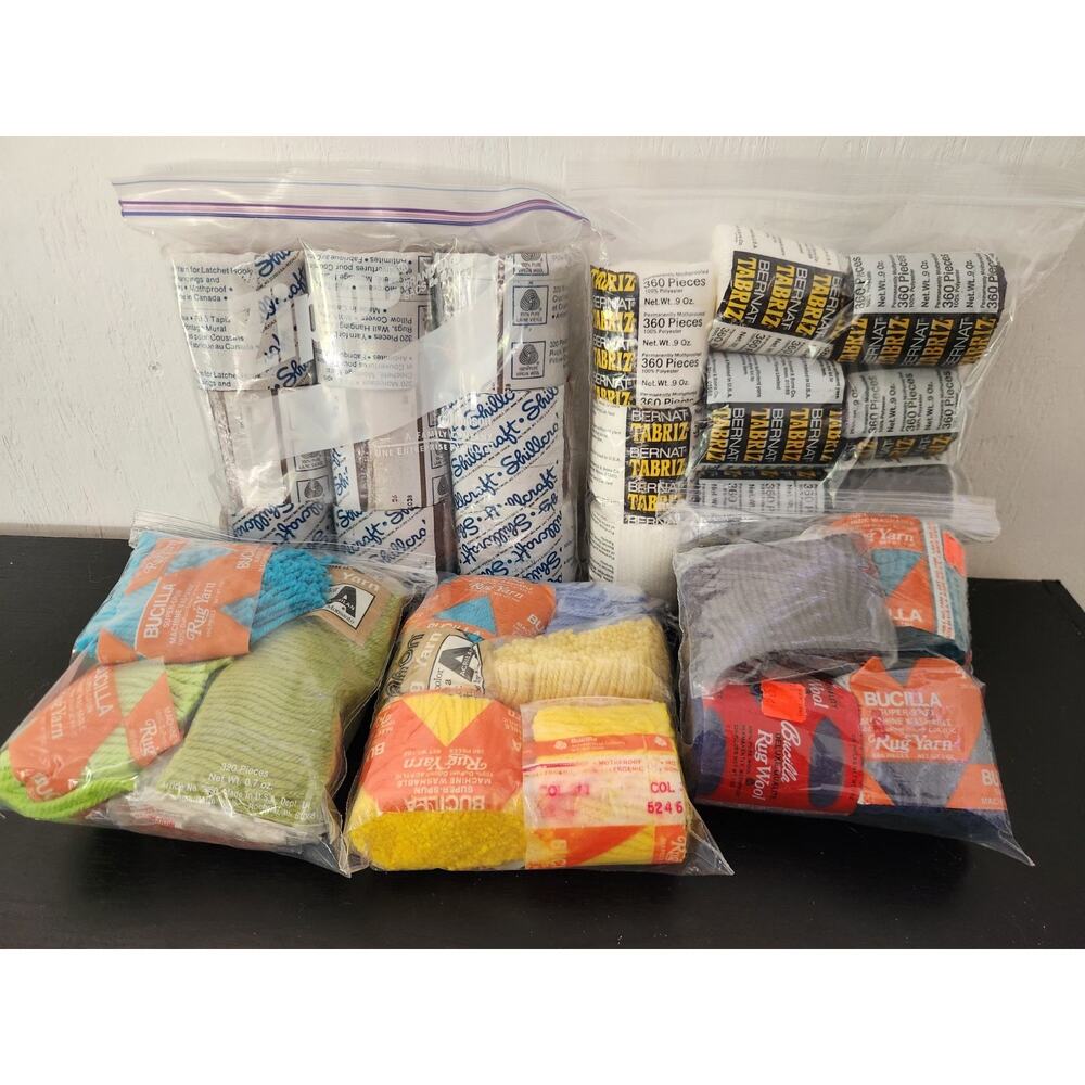 Large Latch Hook Rug Yarn Lot Bucilla Bernat Caron Columbia Mixed Colors - Picture 14 of 15